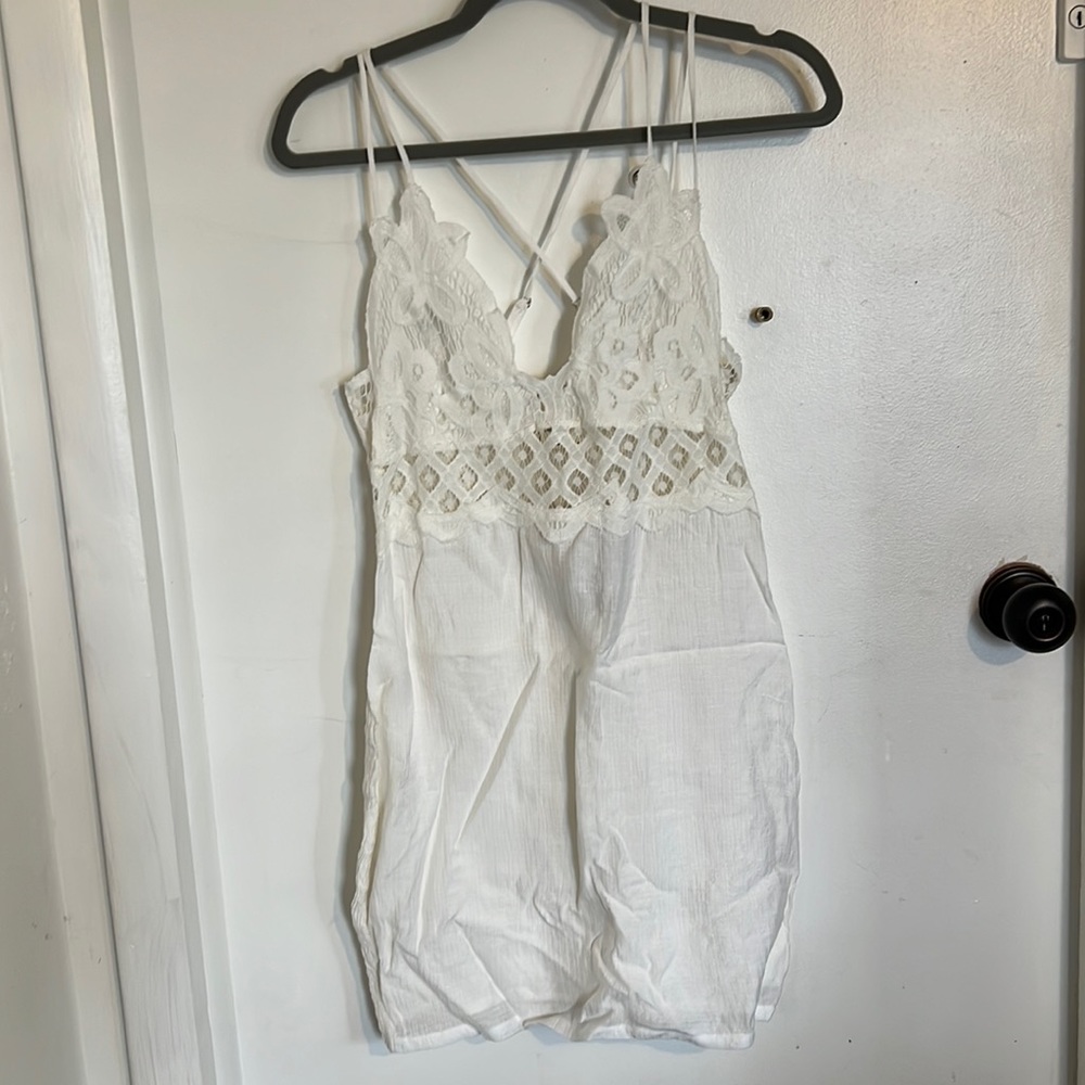 Women’s white dress, lace detail. NWT.